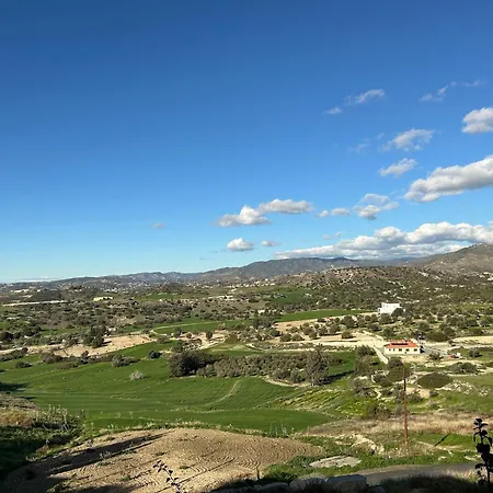 Endless Sunset Vakantiehuis Pentakomo