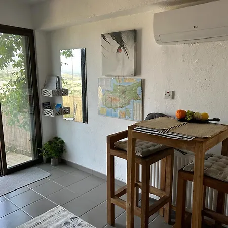 Endless Sunset Pentakomo